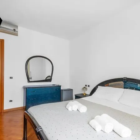 Apartment Sunflower House With Pool And Solarium Area *